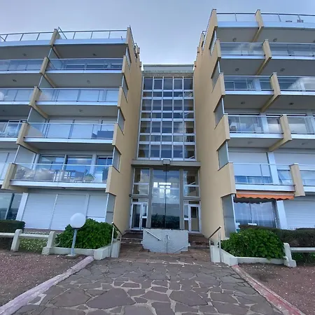 T3 Renove Face Avec Terrasse Et Parking Securise - - Fr-1-374-224 Apartament