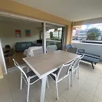 T3 Renove Face Avec Terrasse Et Parking Securise - - Fr-1-374-224 *