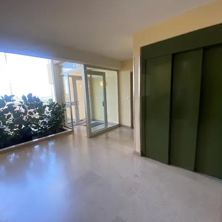 T3 Renove Face Avec Terrasse Et Parking Securise - - Fr-1-374-224 Lejlighed