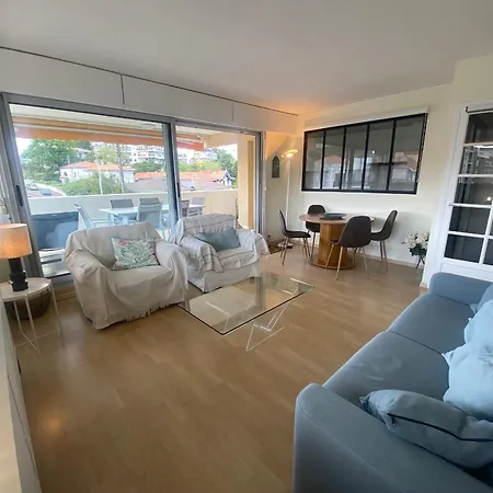 T3 Renove Face Avec Terrasse Et Parking Securise - - Fr-1-374-224 آركاشو